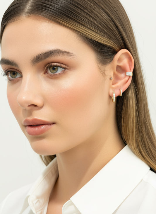 Brinco Argola com Zircônias Banhado em Ouro 18k - 3 Tamanhos image 1