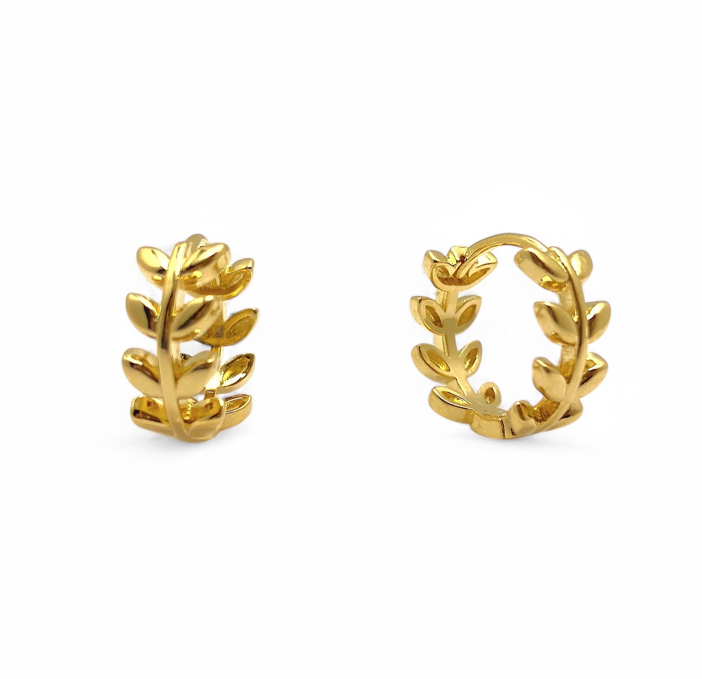 Brinco Argola de Folhas Banhada em Ouro 18k image 0