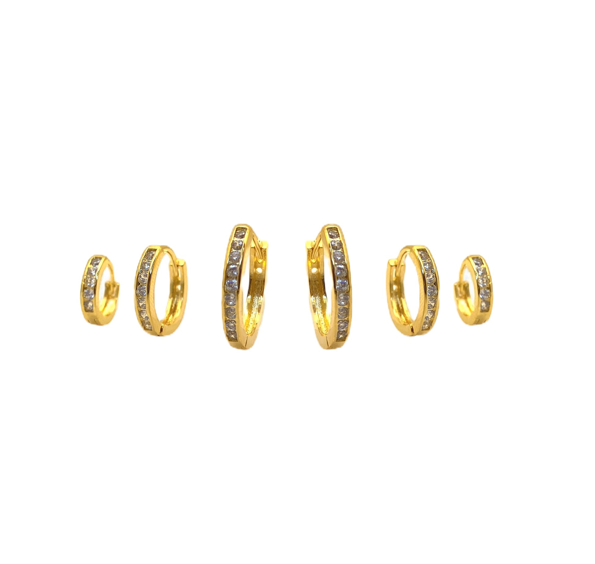 Brinco Argola com Zircônias Banhado em Ouro 18k - 3 Tamanhos image 0