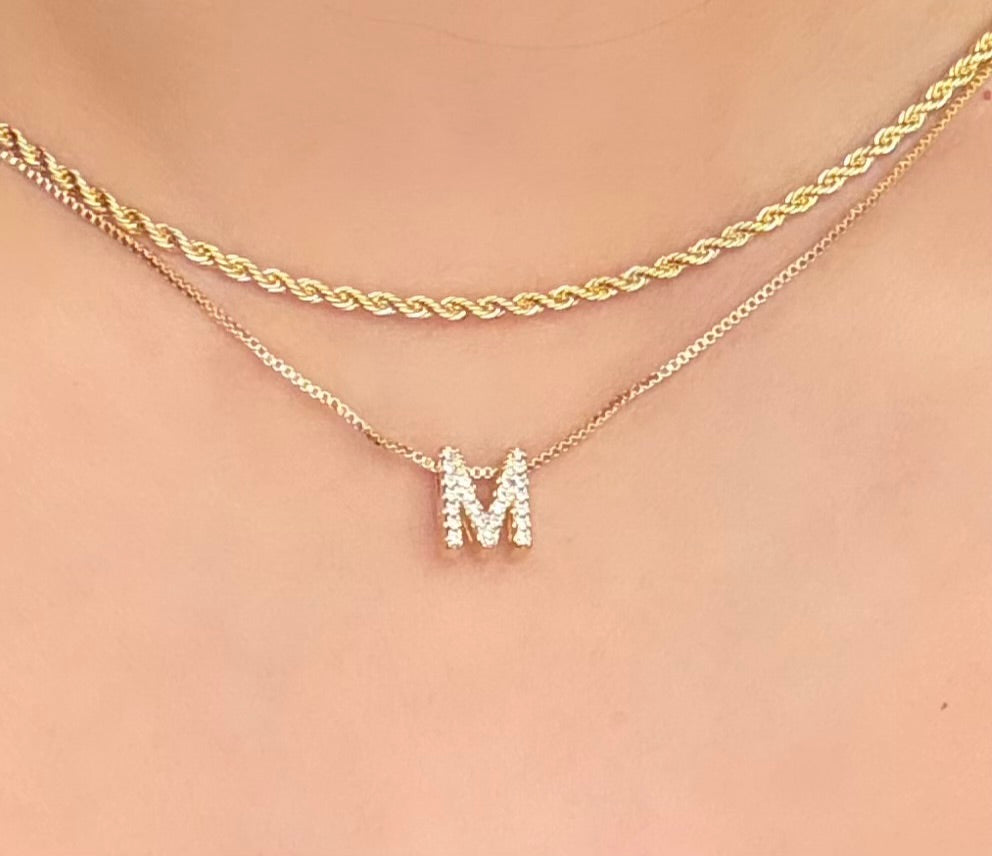 Colar Choker com Inicial, Banhado em Ouro 18K - 40cm + extensor